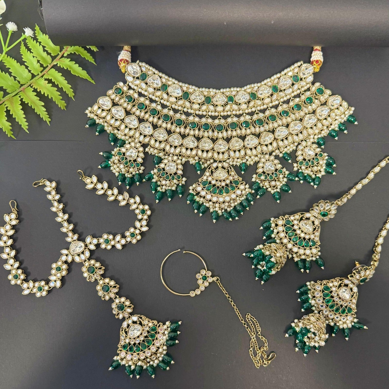 Luxury Semi-Bridal Pachi Kundan Jewelry Set – Necklace, Sahara Earrings, Sheesh