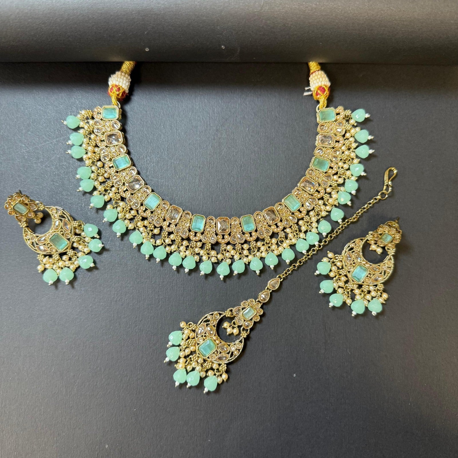 Traditional Indian Weeding Jewelry Set Choker Necklace w/ Earrings Maang Tikka