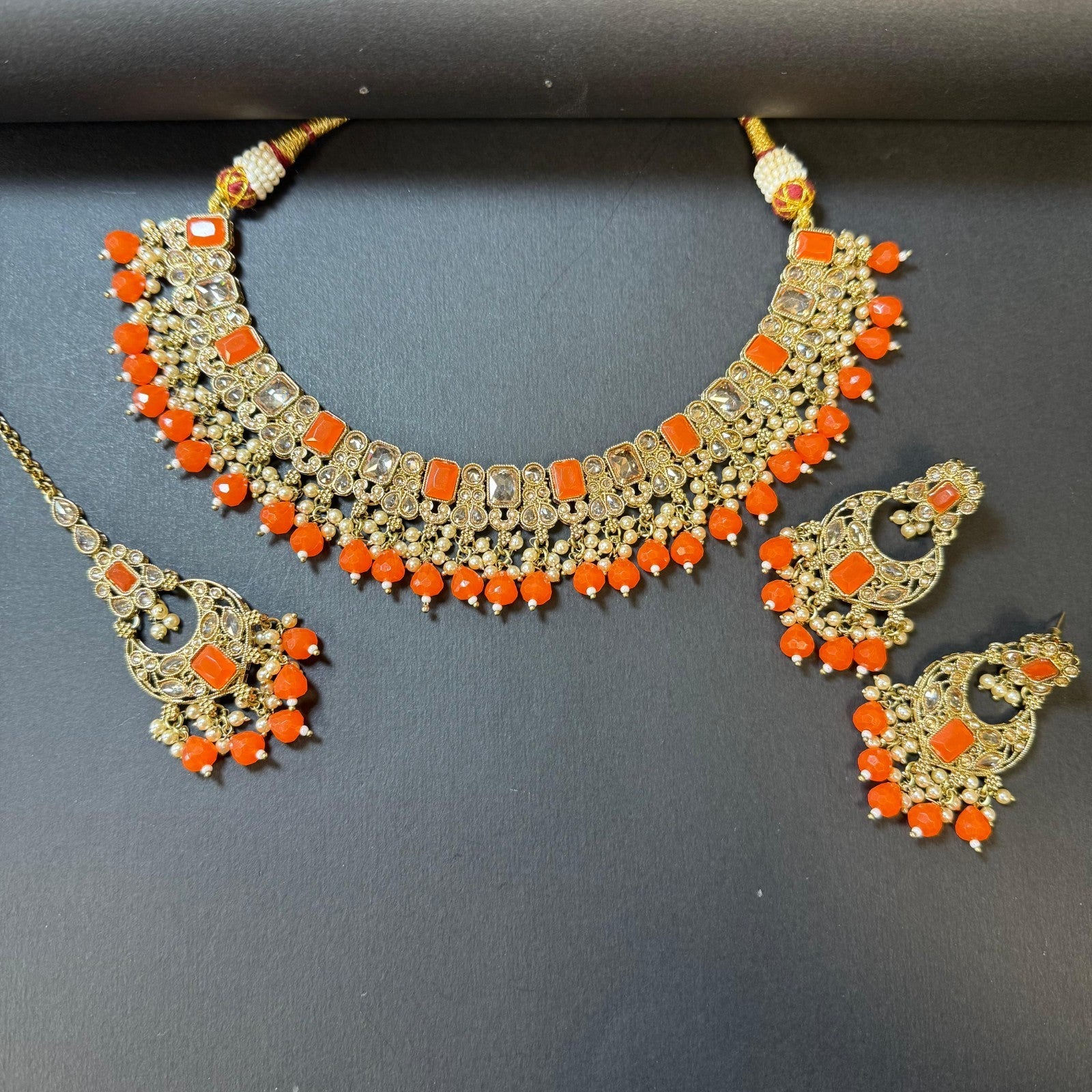 Indian Weeding Necklace Set Earrings Maang Tikka Gold Plated Orange Stone Pearl
